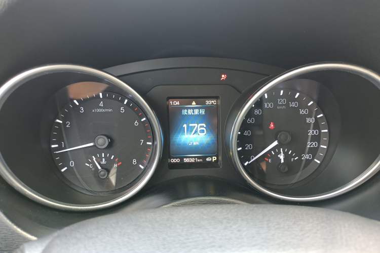 Used Haval H6 Coupe 2015 Blue Label 2.0T Automatic Two-Wheel Drive Prestige Model Instrument Cluster