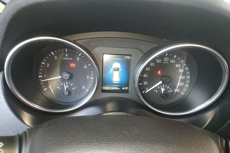 Used Haval H6 Coupe 2015 Blue Label 2.0T Automatic Two-Wheel Drive Prestige Model Instrument Cluster