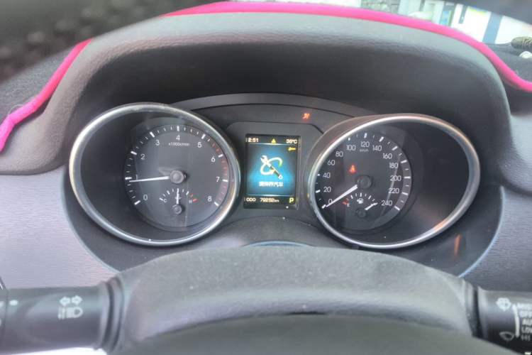 Used Haval H6 Coupe 2015 Blue Label 2.0T Automatic Two-Wheel Drive Elite Model Instrument Cluster