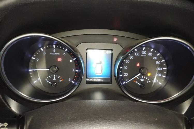 Used Haval H6 Coupe 2015 Blue-Label 2.0T Manual Two-Wheel Drive Prestige Model Instrument Cluster