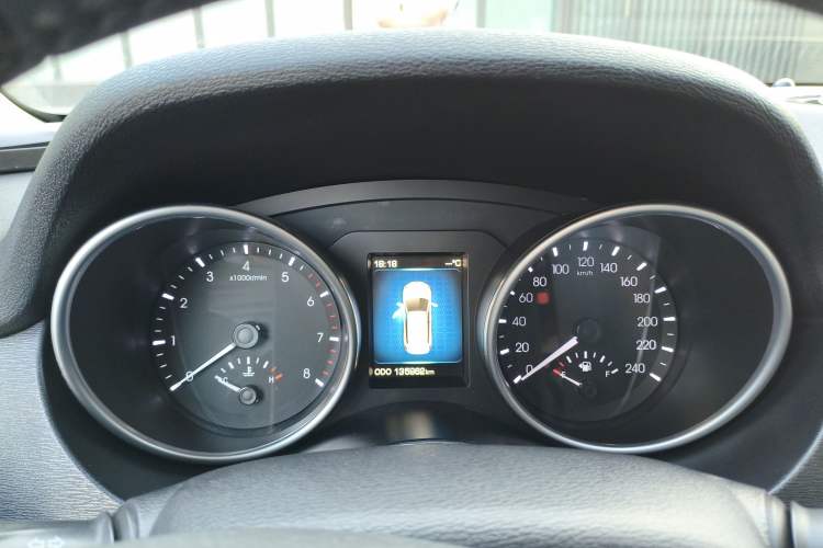 Used Haval H6 Coupe 2015 Blue Label 2.0T Automatic Two-Wheel Drive Elite Model Instrument Cluster