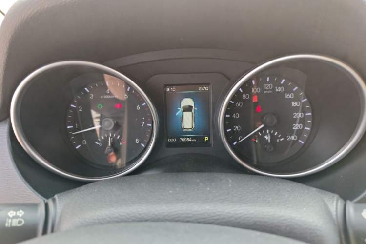 Used Haval H6 Coupe 2015 Blue Label 2.0T Automatic Two-Wheel Drive Elite Model Instrument Cluster