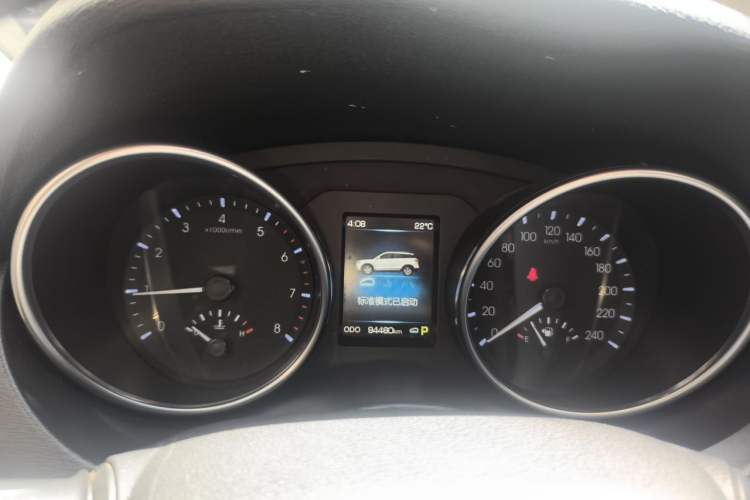 Used Haval H6 Coupe 2015 Blue Label 2.0T Automatic Two-Wheel Drive Prestige Model Instrument Cluster