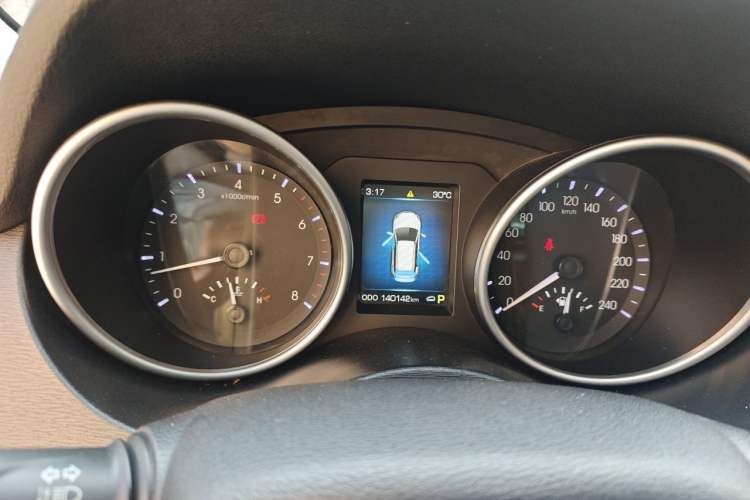 Used Haval H6 Coupe 2015 Blue Label 2.0T Automatic Two-Wheel Drive Prestige Model Instrument Cluster