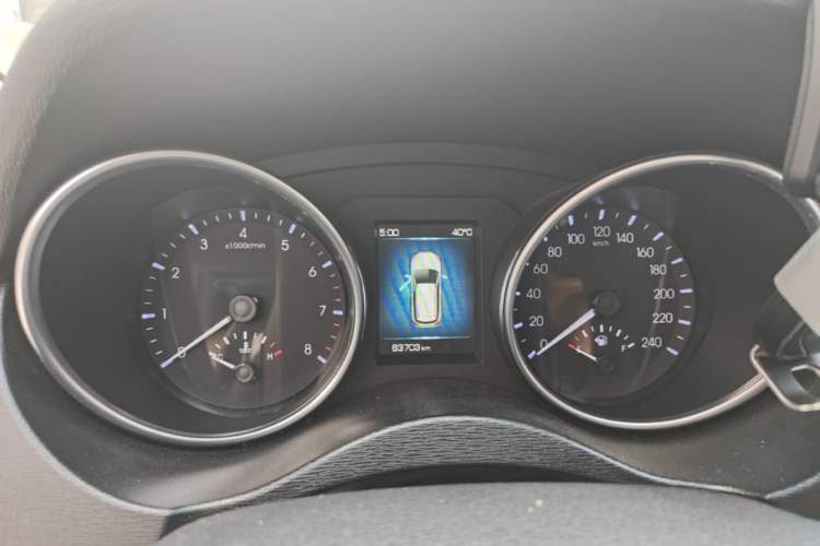 Used Haval H6 Coupe 2015 Blue Label 2.0T Automatic Two-Wheel Drive Elite Model Instrument Cluster