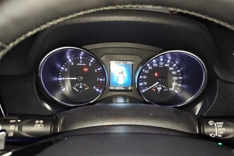 Used Haval H6 Coupe 2015 Blue Label 2.0T Automatic Two-Wheel Drive Elite Model Instrument Cluster