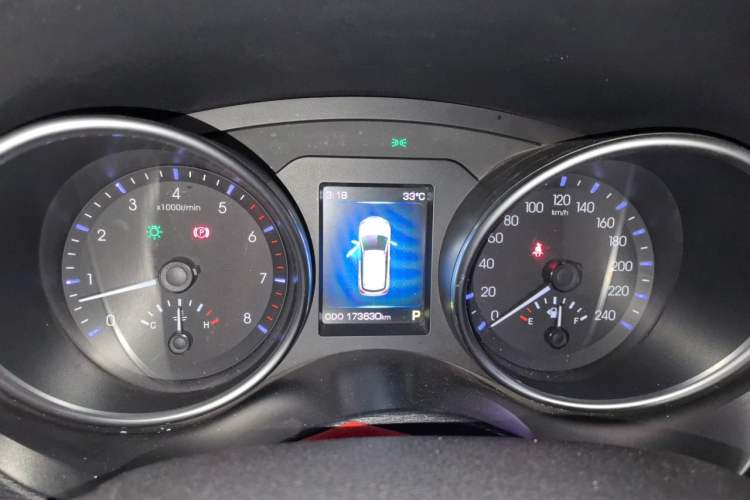 Used Haval H6 Coupe 2015 Blue Label 2.0T Automatic Two-Wheel Drive Elite Model Instrument Cluster