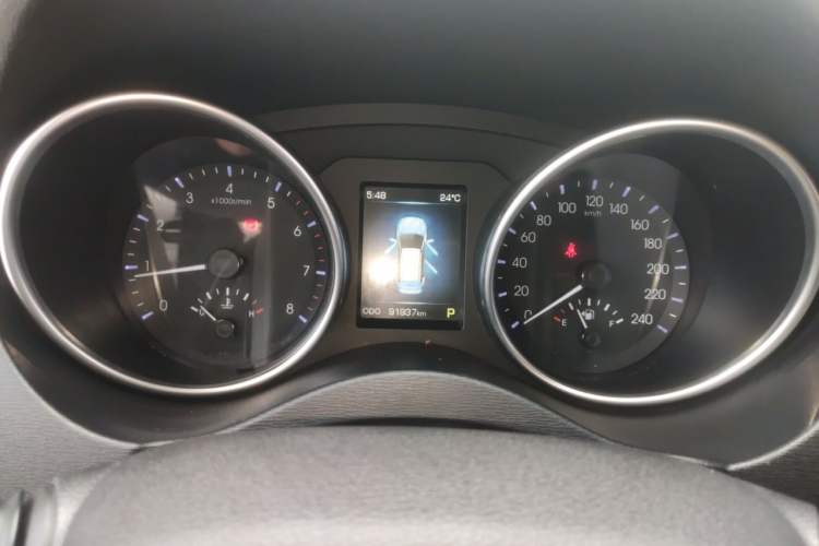 Used Haval H6 Coupe 2015 Blue Label 2.0T Automatic Two-Wheel Drive Prestige Model Instrument Cluster