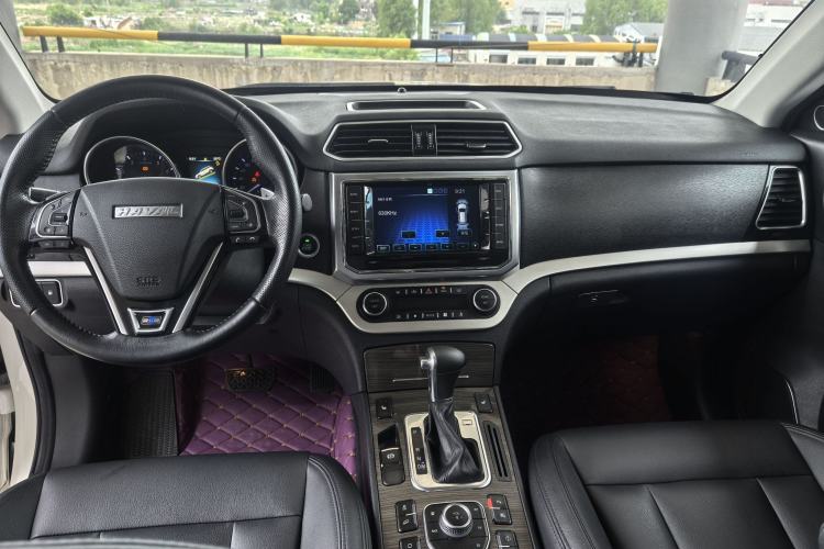 Used Haval H6 Coupe 2015 Blue Label 2.0T Automatic Two-Wheel Drive Prestige Model Interior 1