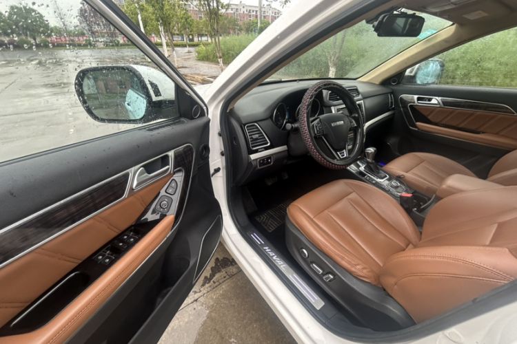 Used Haval H6 Coupe 2015 Blue Label 2.0T Automatic Two-Wheel Drive Elite Model Interior 3
