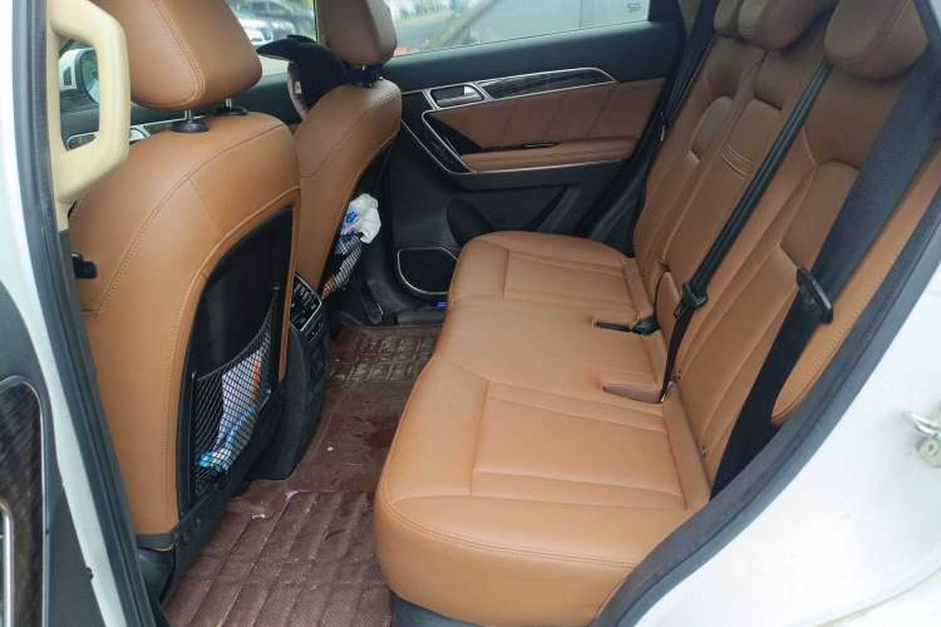 Used Haval H6 Coupe 2015 Blue Label 2.0T Automatic Two-Wheel Drive Prestige Model Interior 4