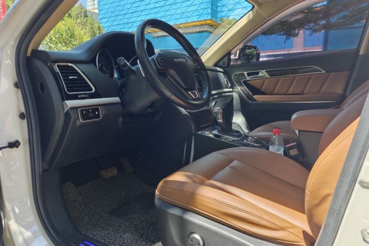 Used Haval H6 Coupe 2015 Blue Label 2.0T Automatic Two-Wheel Drive Elite Model Interior 5