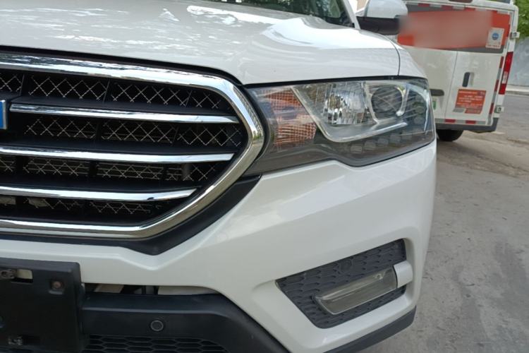 Used Haval H6 Coupe 2015 Blue Label 2.0T Automatic Two-Wheel Drive Prestige Model Left Front Headlight