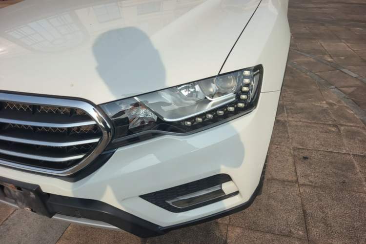 Used Haval H6 Coupe 2015 Blue Label 2.0T Manual Two-Wheel-Drive Elite Model Left Front Headlight
