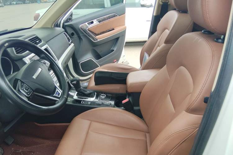 Used Haval H6 Coupe 2015 Blue Label 2.0T Automatic Two-Wheel Drive Prestige Model Left Front Seat