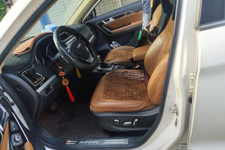 Used Haval H6 Coupe 2015 Blue Label 2.0T Automatic Two-Wheel Drive Prestige Model Left Front Seat