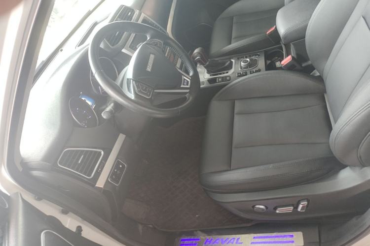 Used Haval H6 Coupe 2015 Blue Label 2.0T Automatic Two-Wheel Drive Elite Model Left Front Seat
