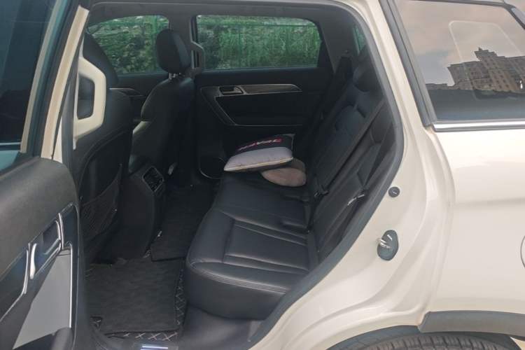 Used Haval H6 Coupe 2015 Blue Label 2.0T Automatic Two-Wheel Drive Elite Model Left Rear Seat