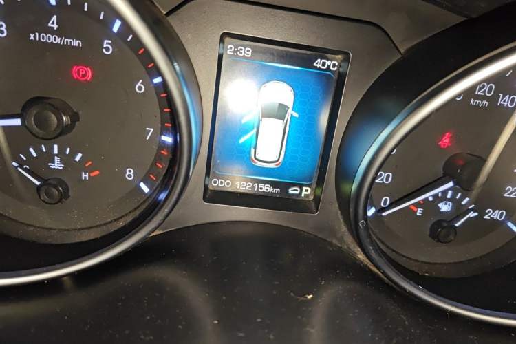 Used Haval H6 Coupe 2015 Blue Label 2.0T Automatic Two-Wheel Drive Elite Model Odometer Close Up