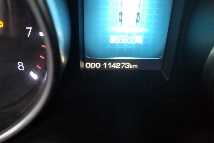 Used Haval H6 Coupe 2015 Blue Label 2.0T Manual Two-Wheel-Drive Elite Model Odometer Close Up