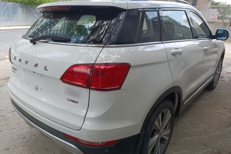 Used Haval H6 Coupe 2015 Blue Label 2.0T Automatic Two-Wheel Drive Prestige Model Rear Right 45 Deg