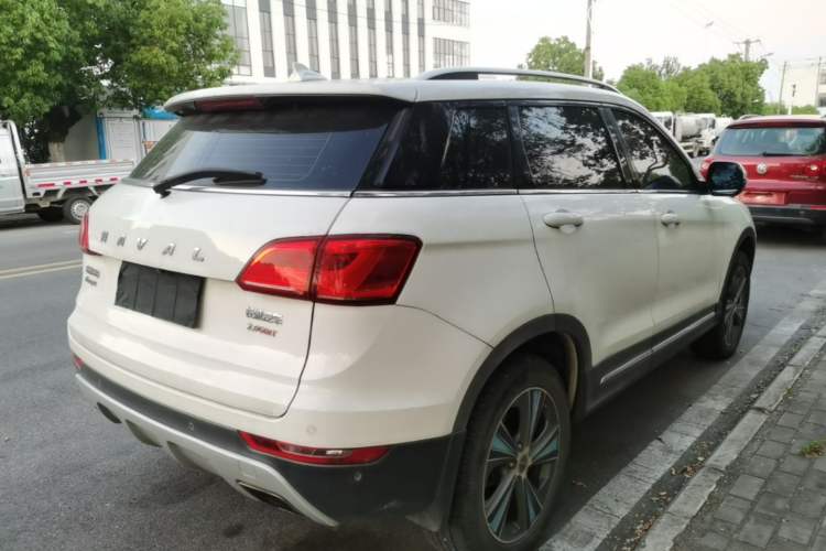 Used Haval H6 Coupe 2015 Blue Label 2.0T Manual Two-Wheel-Drive Elite Model Rear Right 45 Deg