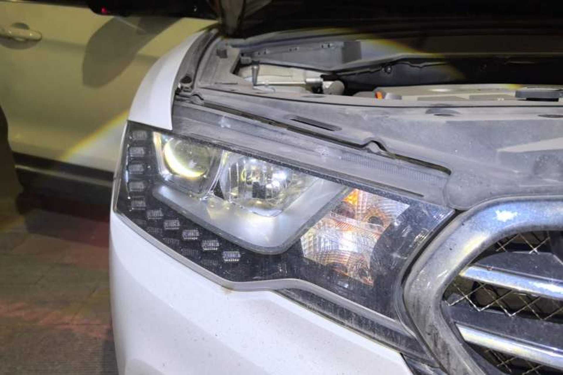Used Haval H6 Coupe 2015 Blue Label 2.0T Automatic Two-Wheel Drive Prestige Model Right Front Headlight