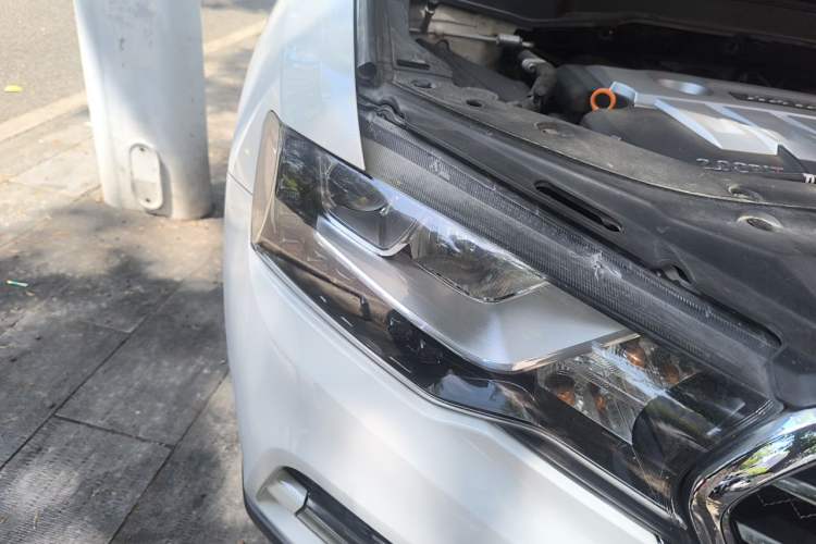 Used Haval H6 Coupe 2015 Blue Label 2.0T Automatic Two-Wheel Drive Prestige Model Right Front Headlight