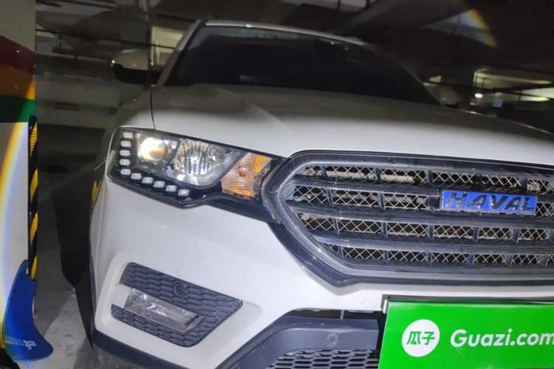 Used Haval H6 Coupe 2015 Blue Label 2.0T Automatic Two-Wheel Drive Prestige Model Right Front Headlight