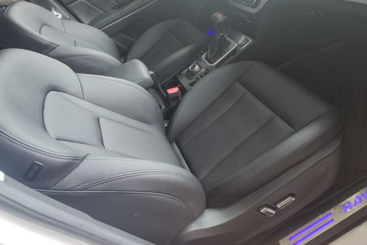 Used Haval H6 Coupe 2015 Blue Label 2.0T Automatic Two-Wheel Drive Elite Model Right Front Seat