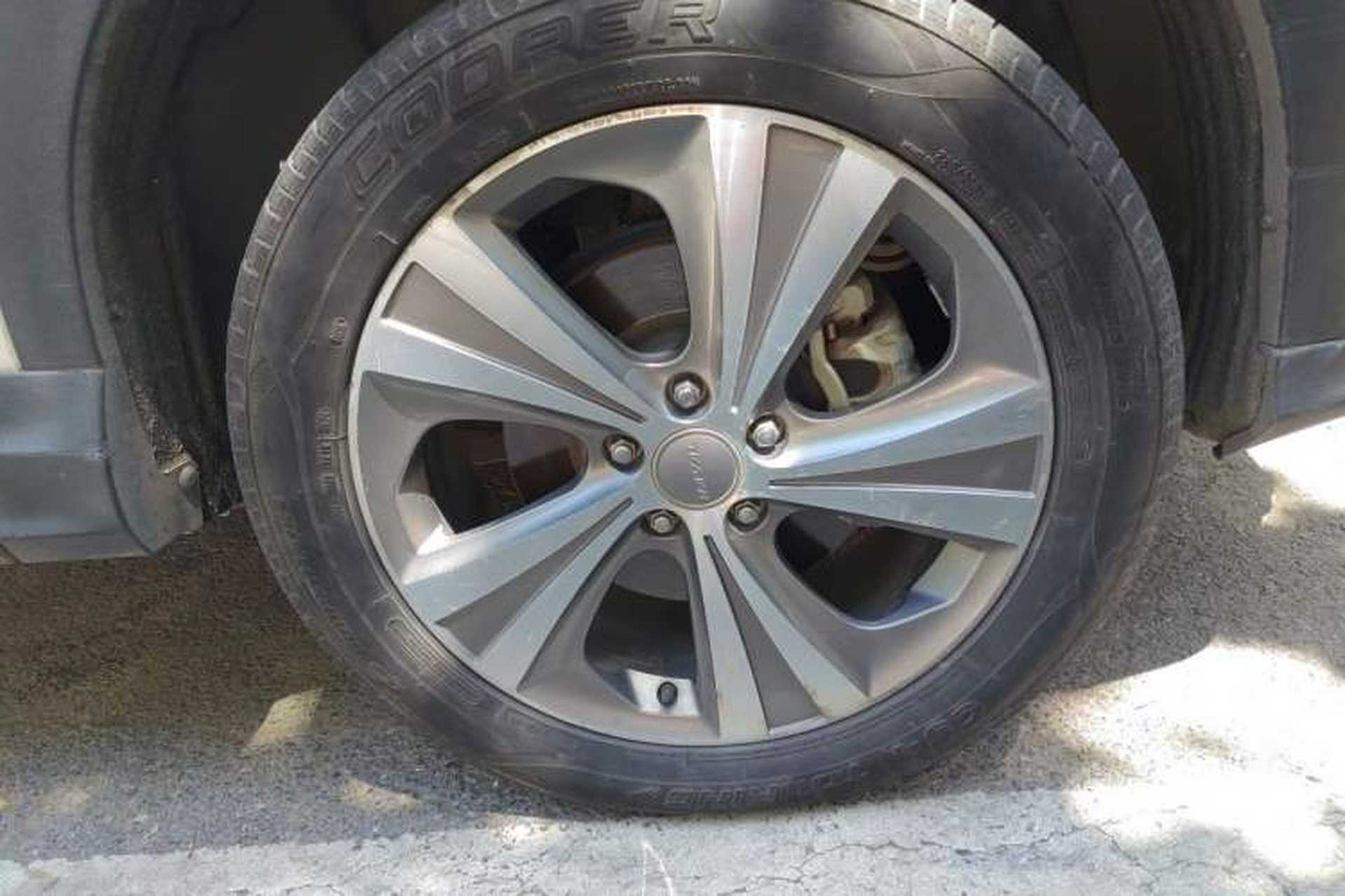 Used Haval H6 Coupe 2015 Blue Label 2.0T Automatic Two-Wheel Drive Elite Model Right Front Wheel Hub