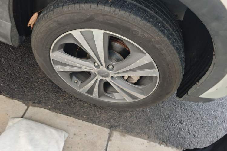 Used Haval H6 Coupe 2015 Blue Label 2.0T Automatic Two-Wheel Drive Elite Model Right Front Wheel Hub