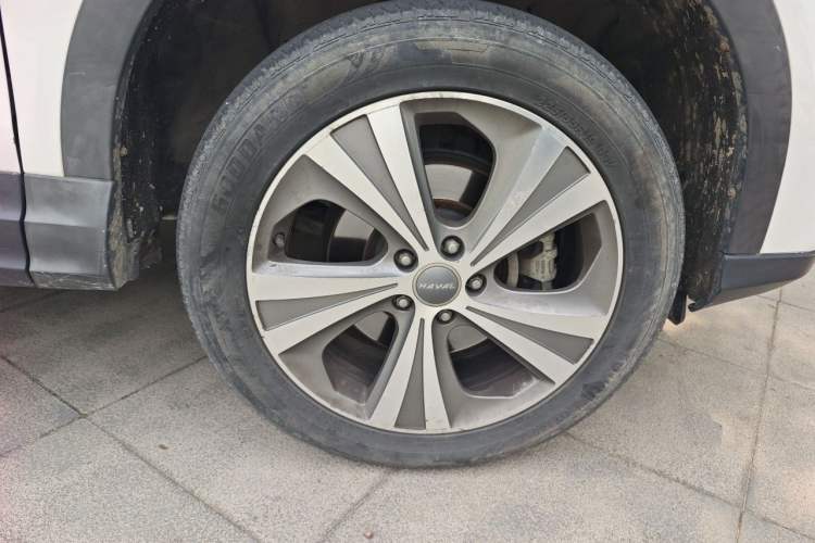 Used Haval H6 Coupe 2015 Blue Label 2.0T Automatic Two-Wheel Drive Elite Model Right Front Wheel Hub