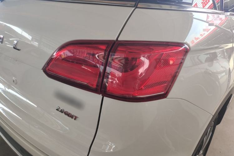 Used Haval H6 Coupe 2015 Blue Label 2.0T Automatic Two-Wheel Drive Elite Model Right Rear Taillight