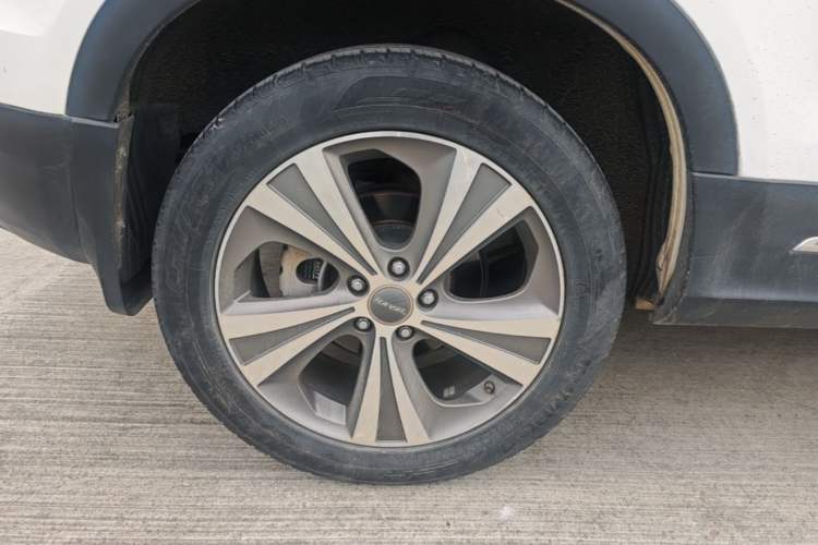 Used Haval H6 Coupe 2015 Blue Label 2.0T Automatic Two-Wheel Drive Elite Model Right Rear Wheel Hub