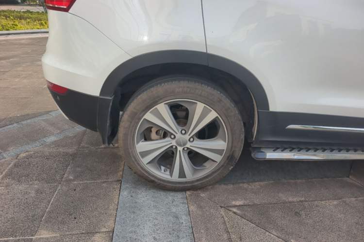 Used Haval H6 Coupe 2015 Blue Label 2.0T Manual Two-Wheel-Drive Elite Model Right Rear Wheel Hub