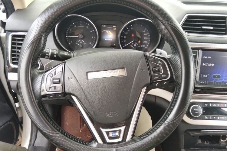 Used Haval H6 Coupe 2015 Blue Label 2.0T Automatic Two-Wheel Drive Prestige Model Steering Wheel