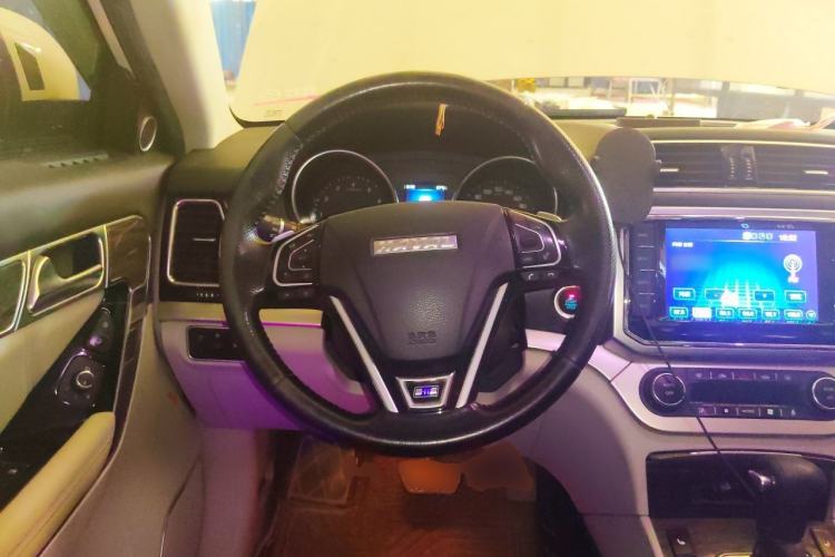 Used Haval H6 Coupe 2015 Blue Label 2.0T Automatic Two-Wheel Drive Elite Model Steering Wheel
