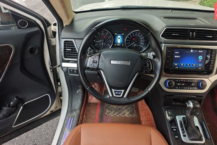 Used Haval H6 Coupe 2015 Blue Label 2.0T Automatic Two-Wheel Drive Elite Model Steering Wheel