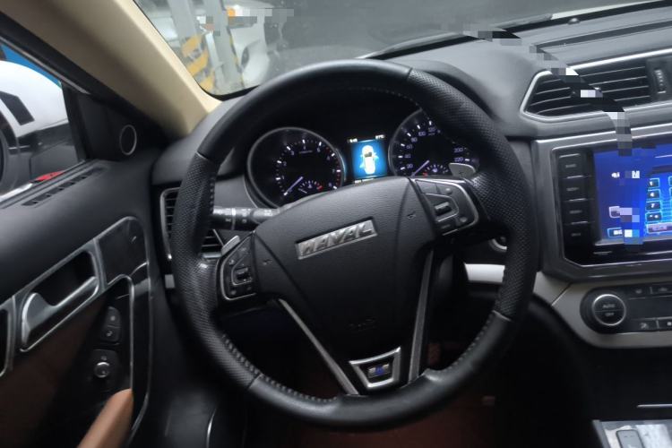 Used Haval H6 Coupe 2015 Blue Label 2.0T Automatic Two-Wheel Drive Prestige Model Steering Wheel