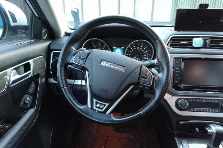 Used Haval H6 Coupe 2015 Blue Label 2.0T Automatic Two-Wheel Drive Elite Model Steering Wheel