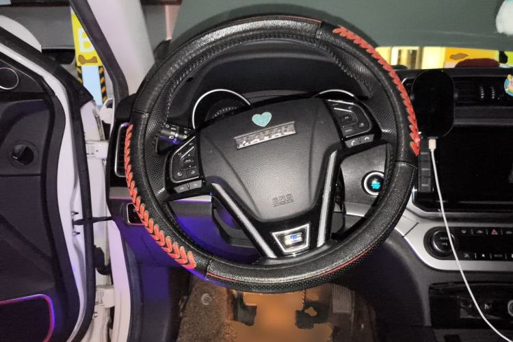 Used Haval H6 Coupe 2015 Blue-Label 2.0T Manual Two-Wheel Drive Prestige Model Steering Wheel