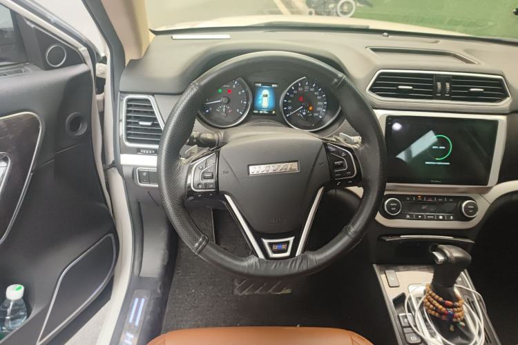 Used Haval H6 Coupe 2015 Blue Label 2.0T Automatic Two-Wheel Drive Prestige Model Steering Wheel
