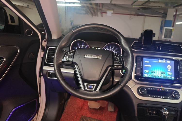 Used Haval H6 Coupe 2015 Blue Label 2.0T Automatic Two-Wheel Drive Prestige Model Steering Wheel