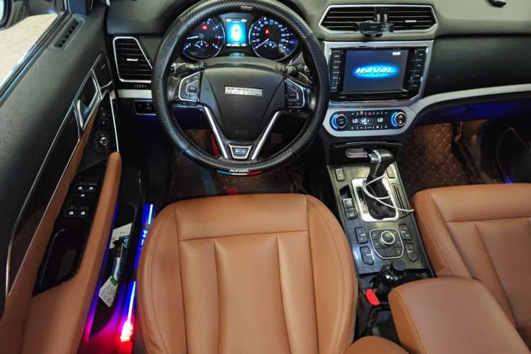 Used Haval H6 Coupe 2015 Blue Label 2.0T Automatic Two-Wheel Drive Elite Model Steering Wheel