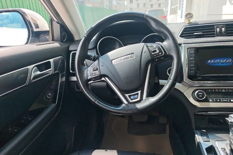 Used Haval H6 Coupe 2015 Blue Label 2.0T Automatic Two-Wheel Drive Elite Model Steering Wheel