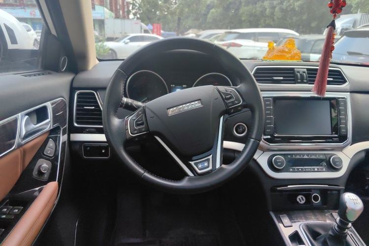 Used Haval H6 Coupe 2015 Blue-Label 2.0T Manual Two-Wheel Drive Prestige Model Steering Wheel