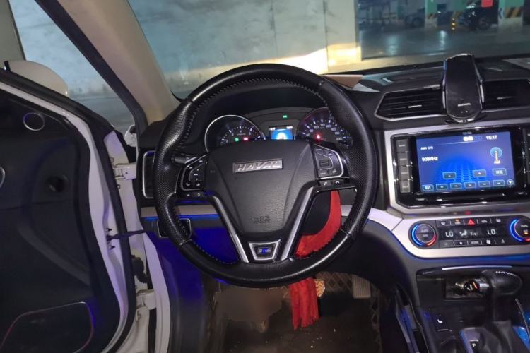 Used Haval H6 Coupe 2015 Blue Label 2.0T Automatic Two-Wheel Drive Elite Model Steering Wheel