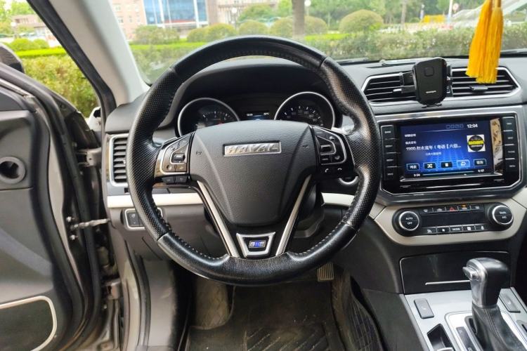 Used Haval H6 Coupe 2015 Blue Label 2.0T Automatic Two-Wheel Drive Elite Model Steering Wheel
