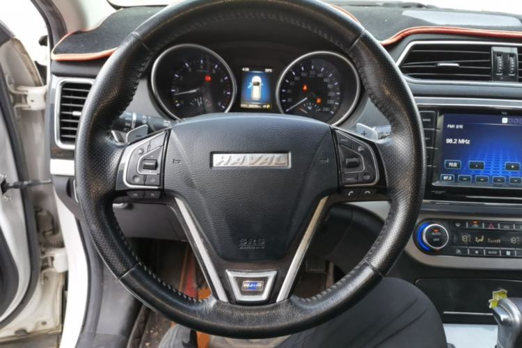 Used Haval H6 Coupe 2015 Blue Label 2.0T Automatic Two-Wheel Drive Elite Model Steering Wheel